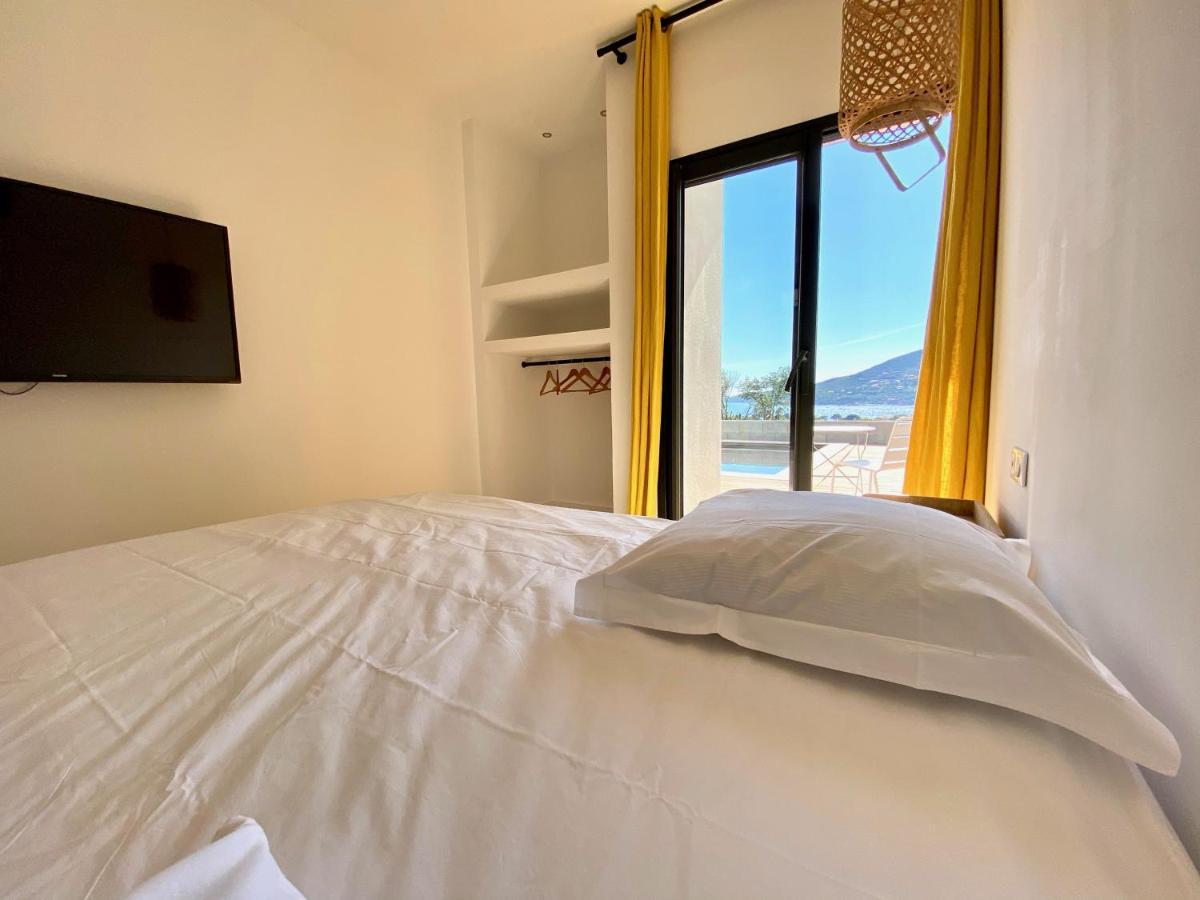 Villas De Standing Avec Magnifique Vue Mer Et Piscines Privees, Sagone ساغون المظهر الخارجي الصورة